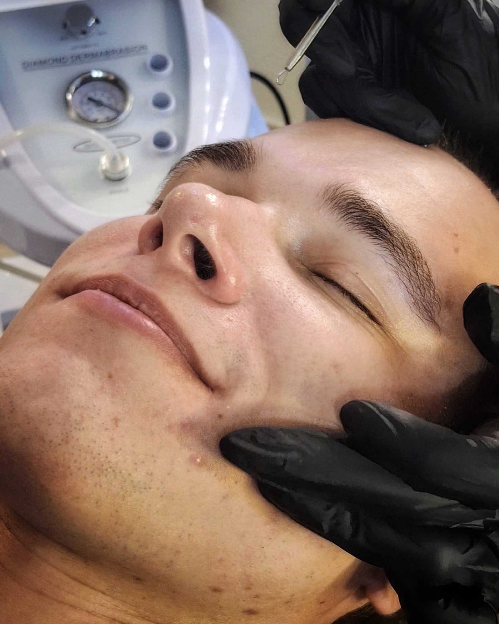 Gesichtsbehandlung für Männer